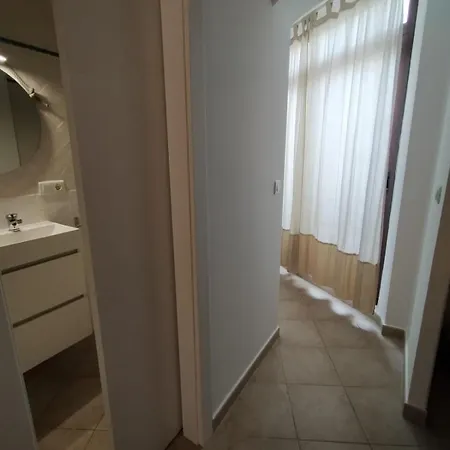 Apartment Estudio 42 *